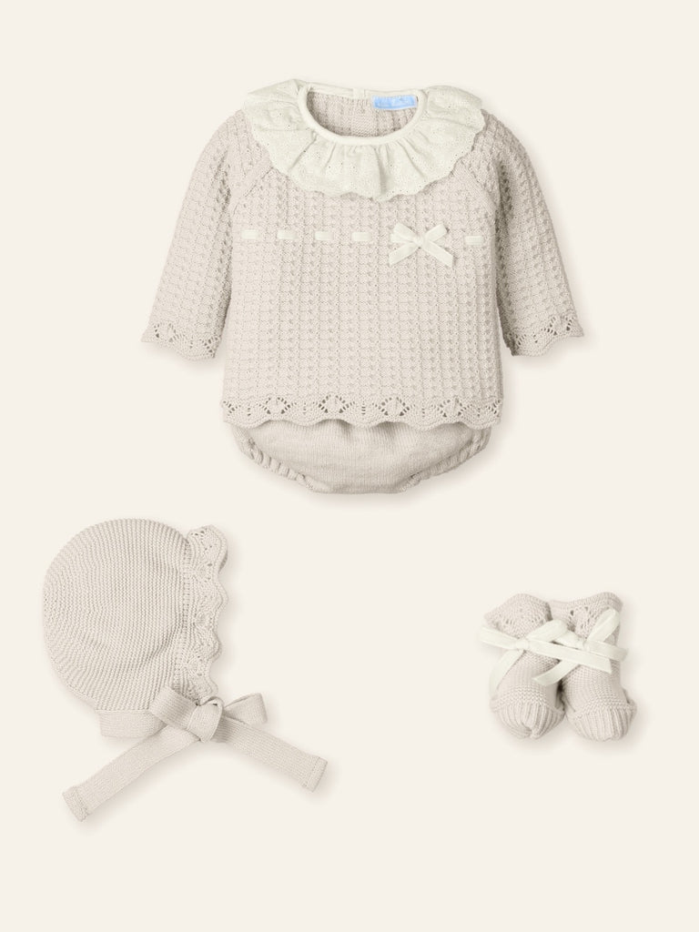 Mac Ilusión Beige Jam Pants, Hat & Booties Set 9826
