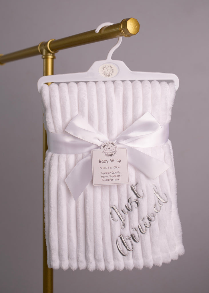 White 'Just Arrived' Fleece Blanket 1094